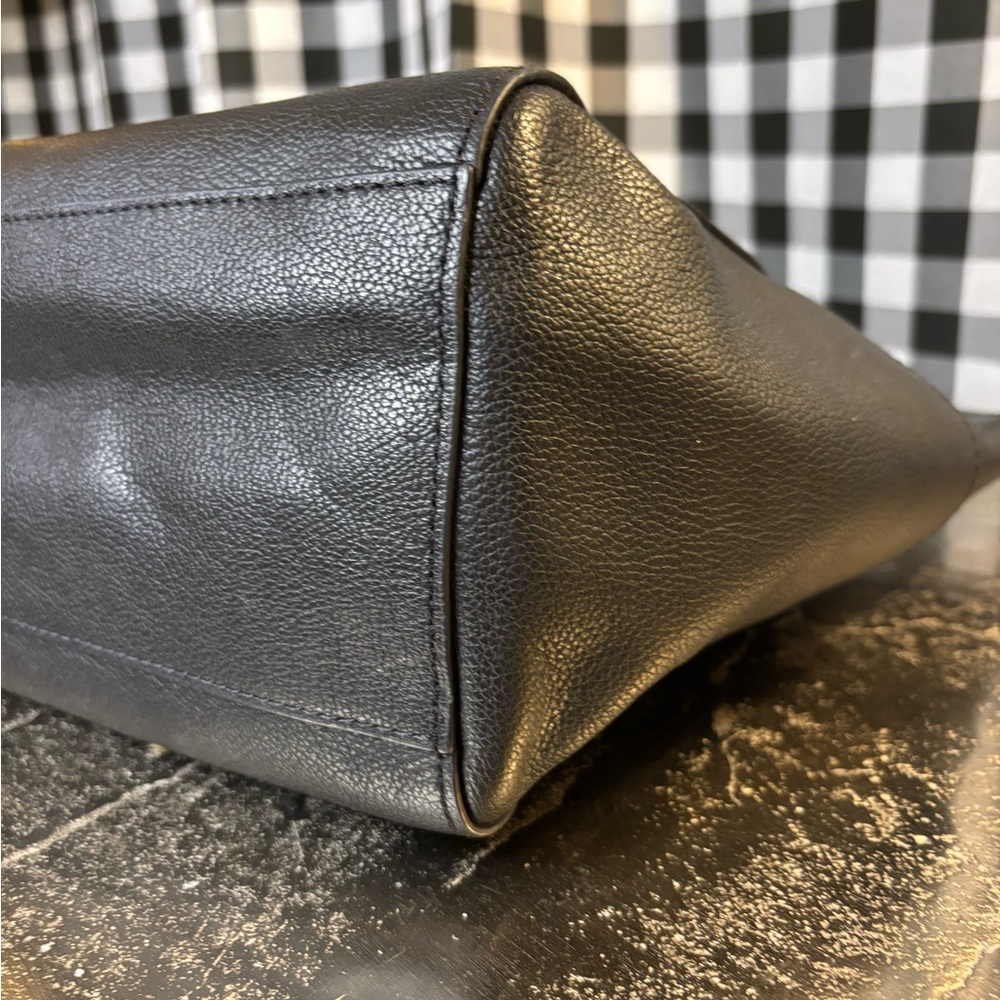 Fossil Sydney Black Leather Shopper Tote - Picture 5 of 10